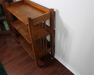 27.   Quaint Furniture book shelf #4702, Stickley Brothers Company, Grand Rapids, Michigan 26" long, 13" deep, 31" tall