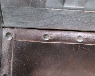 Prairie School design oak arm chair in original finish with original leather seat. 29” wide, 24” deep, 36” tall