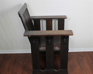 Prairie School design oak arm chair in original finish with original leather seat. 29” wide, 24” deep, 36” tall