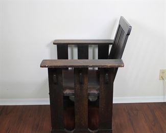 Prairie School design oak arm chair in original finish with original leather seat. 29” wide, 24” deep, 36” tall