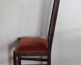 Single Gustav Stickley H back dining or desk chair, 40" tall.  Loose, needs re-gluing to be used regularly.
