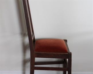 Single Gustav Stickley H back dining or desk chair, 40" tall.  Loose, needs re-gluing to be used regularly.