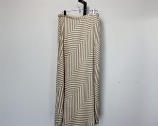 Jones New York size 10 silk skirt.  We have racks of great, like new women's clothes size small to medium, vintage to current trend!