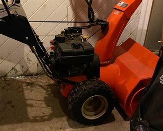 28 " wide Ariens Snowblower.  Comes with electric start and works fine according to owner