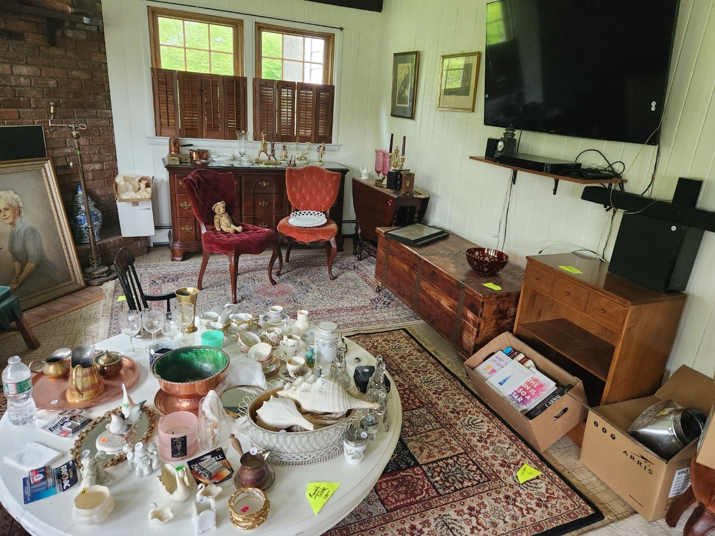 Estate Sale House Contents....Mostly Vintage starts on 5/5/2023