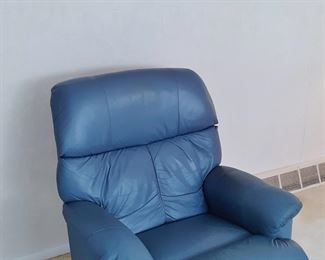 Leather recliner