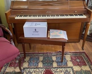 Acrosonic Spinet Piano 
