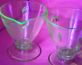 Hazel Atlas OVIDE Creamer & Sugar