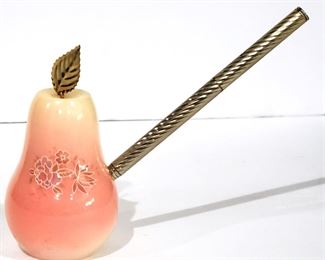 Alabaster pear pen holder