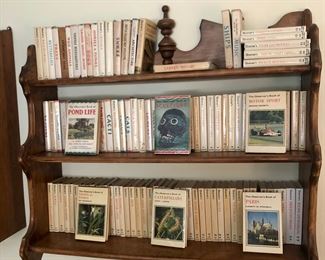Complete collection of “Observer’s" books (English, published by Frederick Warne) Many topics! On wooden wall shelf 
