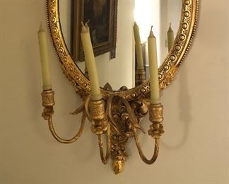 Late Regency (William IV) oval gilt 3-light girondelle mirror, circa 1830. Has been repainted & mirror replaced. 40”H, 20”W