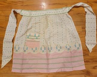 Vintage half apron 
