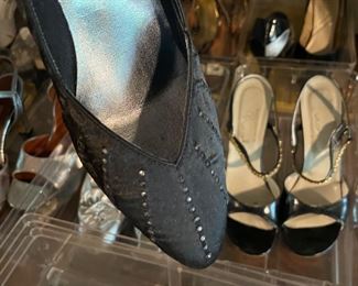 Size 7 1/2 Ladies Heels 