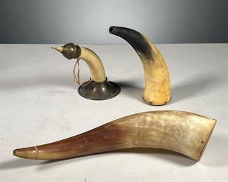 (3PC) ANTIQUE HORNS |  Hollowed out antique animal horns with wooden bottoms. 