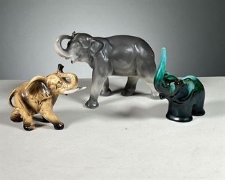 (3PC) CERAMIC ELEPHANT FIGURINES | Includes: 3 ceramic elephant figurines from Germany & Japan.
Dimensions: l. 7 x w. 3 x h. 4.5 in (Largest)