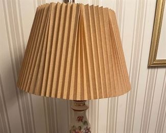 Mosaic Table w/Attractive Lamp