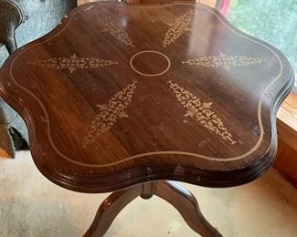 3-Legged Table w/Inlay Decoration