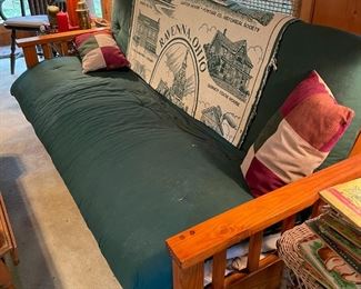 Sturdy, and Snug Futon Couch/Bed