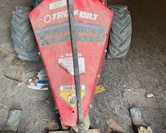 TROY-BILT Brush Hedger