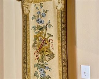 Wall tapestry hanging with hardware