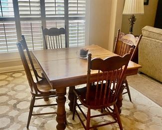 Antique 4 oak chairs and table