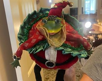 Unusual frog ornament really