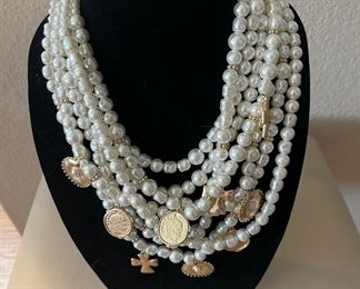 Chico MultiLink pearls