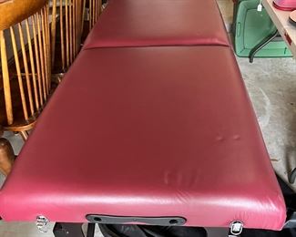 Like new massage table with bag