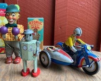  Tin Toys