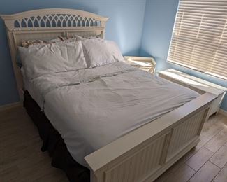 Queen bed