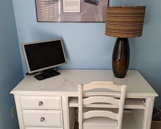 White 3 drawer desk