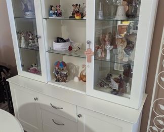 White lighted China cabinet