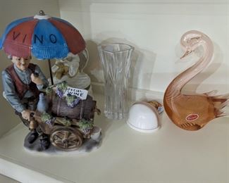 Capodimonte Vino porcelain sculpture, Murano glass swan