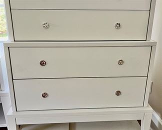 60. Bungalow Tall 4 Drawer Dresser (39.5" x 20" x 48")
