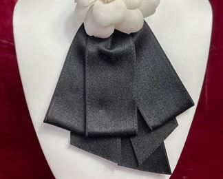 CHANEL Vintage Flower Pin