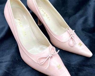 CHANEL Pink Leather Pumps