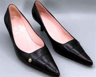 CHANEL Leather Pointed Toe Pumps