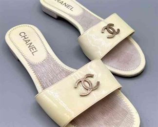 CHANEL Cream Patent Leather Sandals