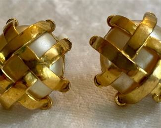 CHANEL 93P Earrings Gold And Faux Pearl