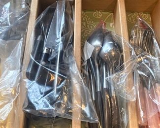 Yellow, black, brown, pink dinnerware