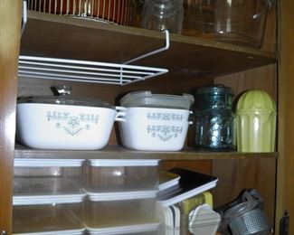 Pyrex & storage containers