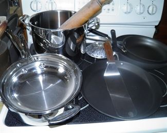 Stainless steel cookware