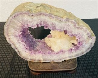 3	$150 	
Large Amethyst 10x12