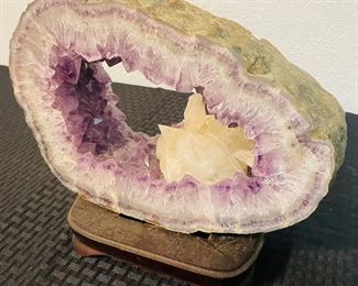 3	$150 	
Large Amethyst 10x12