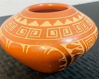 9	$400 	
Southwestern Indian pottery handmade by Jemez NM potter Wilma	6'x 3 1/2	