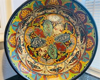 31	$200 	
"Large Mexican pottery bowl 25""Wx9""D"	