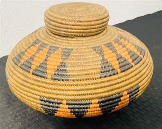 50	$350 	
African Zulu water basket - Beauty Ngxongo	