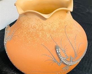 76	$350 	
Zuni Deldrick & Lorenda Cellicion Lizard/Gecko pot