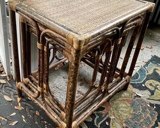 91	$90 		Set of 23 bamboo nesting tables 22x16x22	