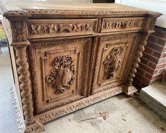 92	$550 	Oak Belgian hunting sideboard stripped 50x24 1/2x38	